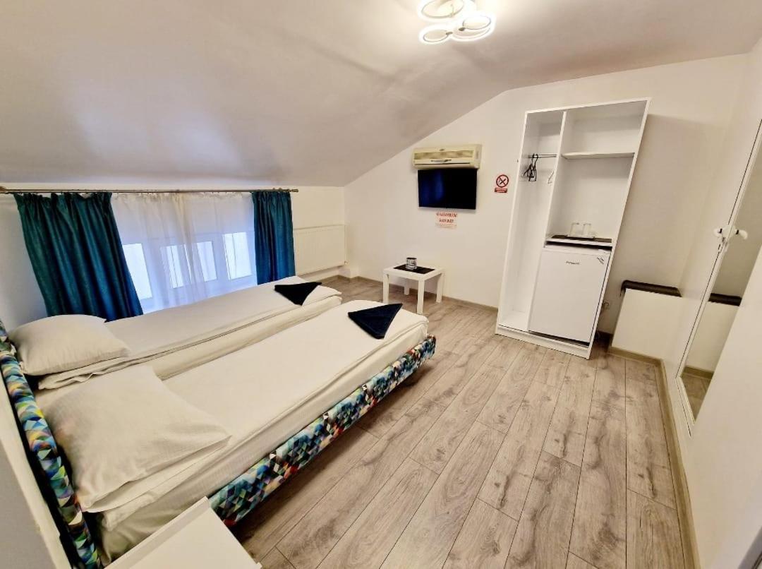 Ares Hotel Constanta Exterior photo